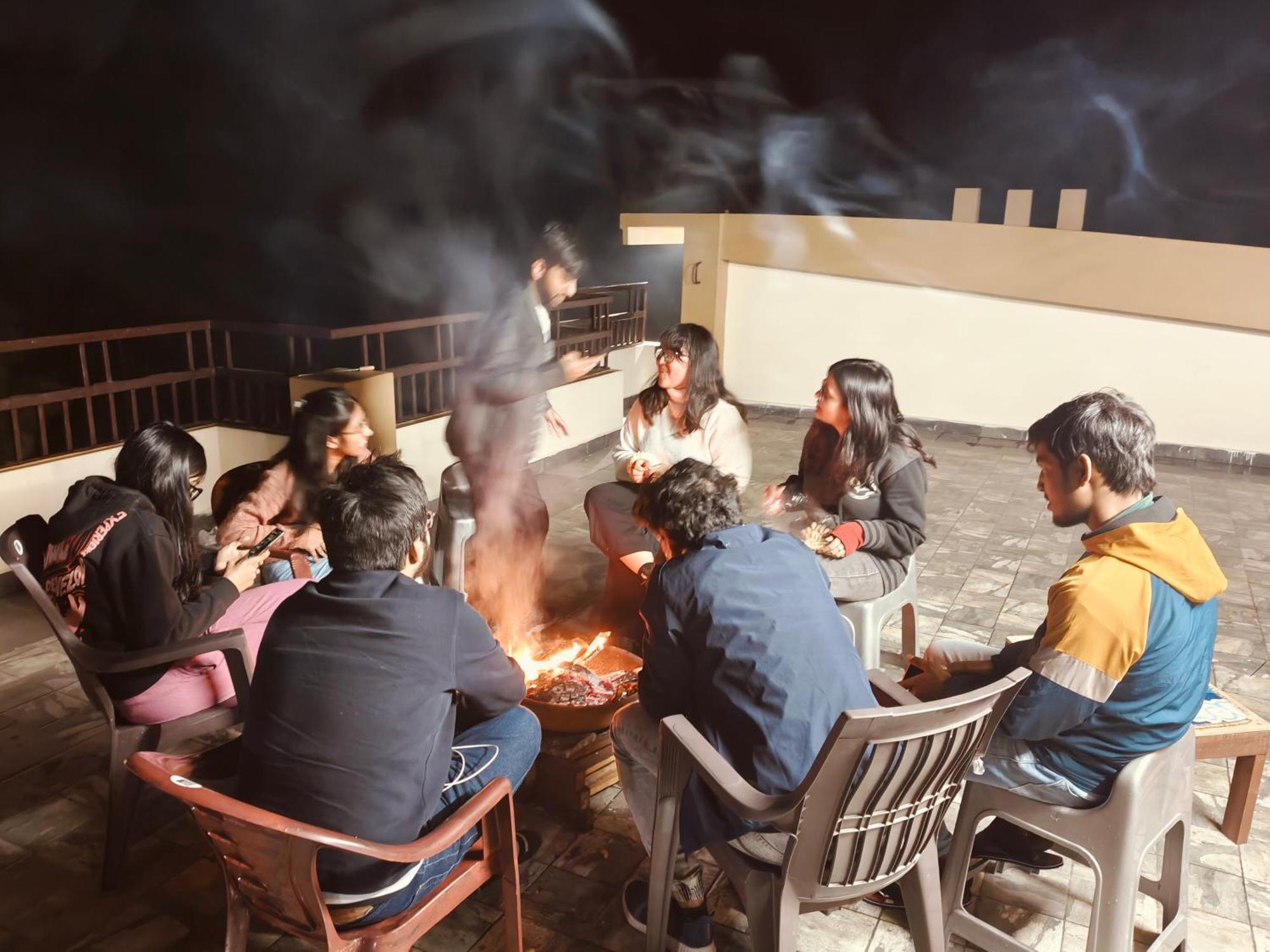 Xtsy Travellers Hostel Shillong Buitenkant foto