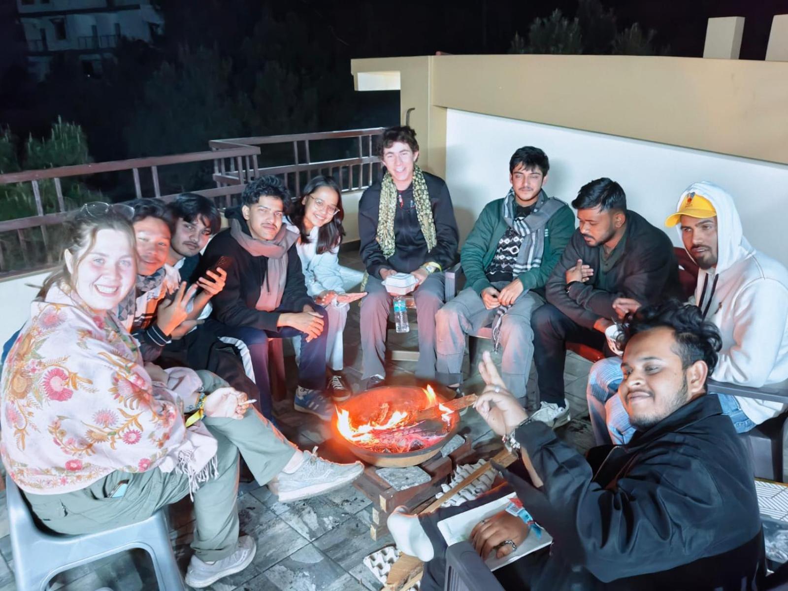 Xtsy Travellers Hostel Shillong Buitenkant foto