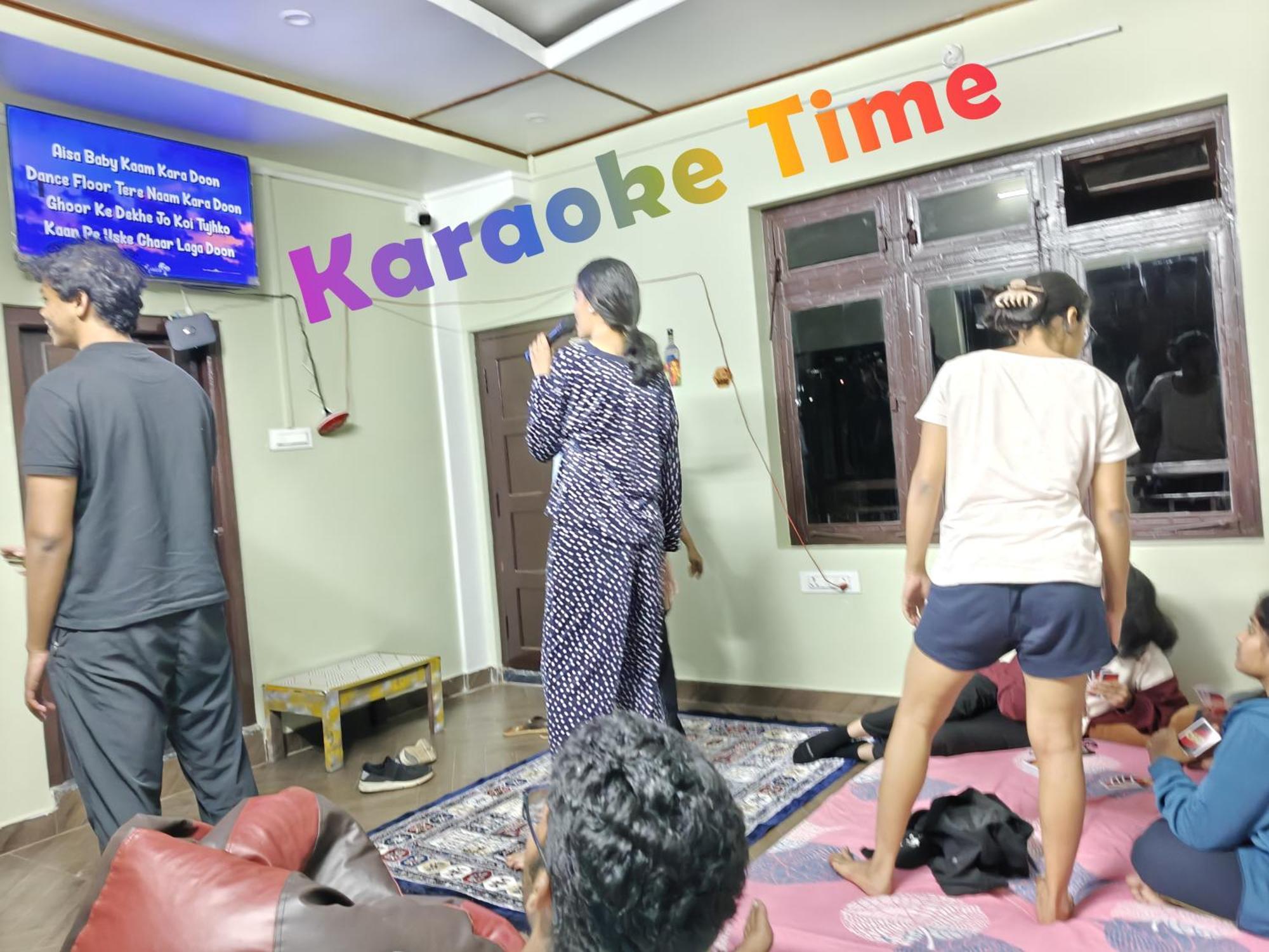 Xtsy Travellers Hostel Shillong Buitenkant foto