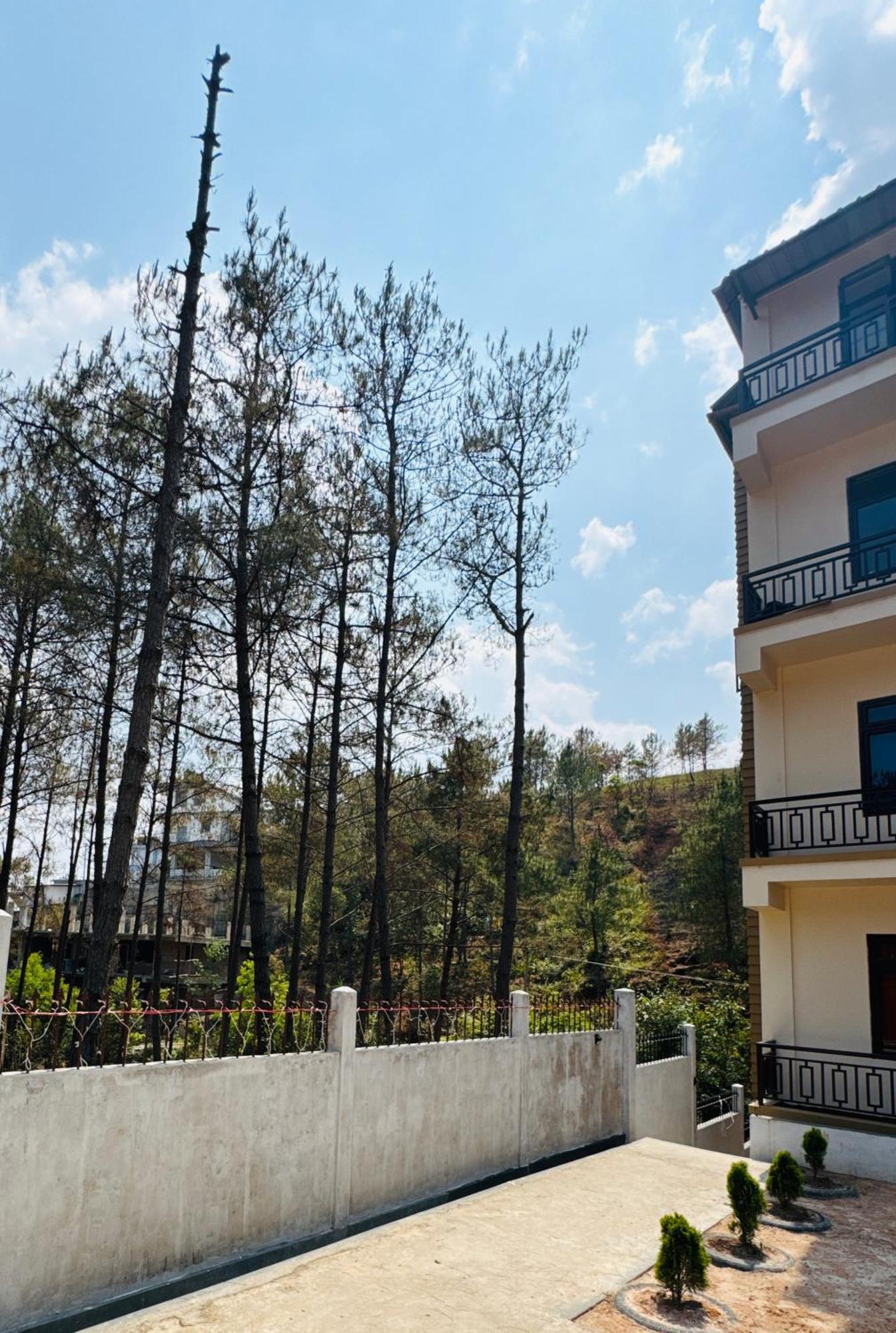 Xtsy Travellers Hostel Shillong Buitenkant foto