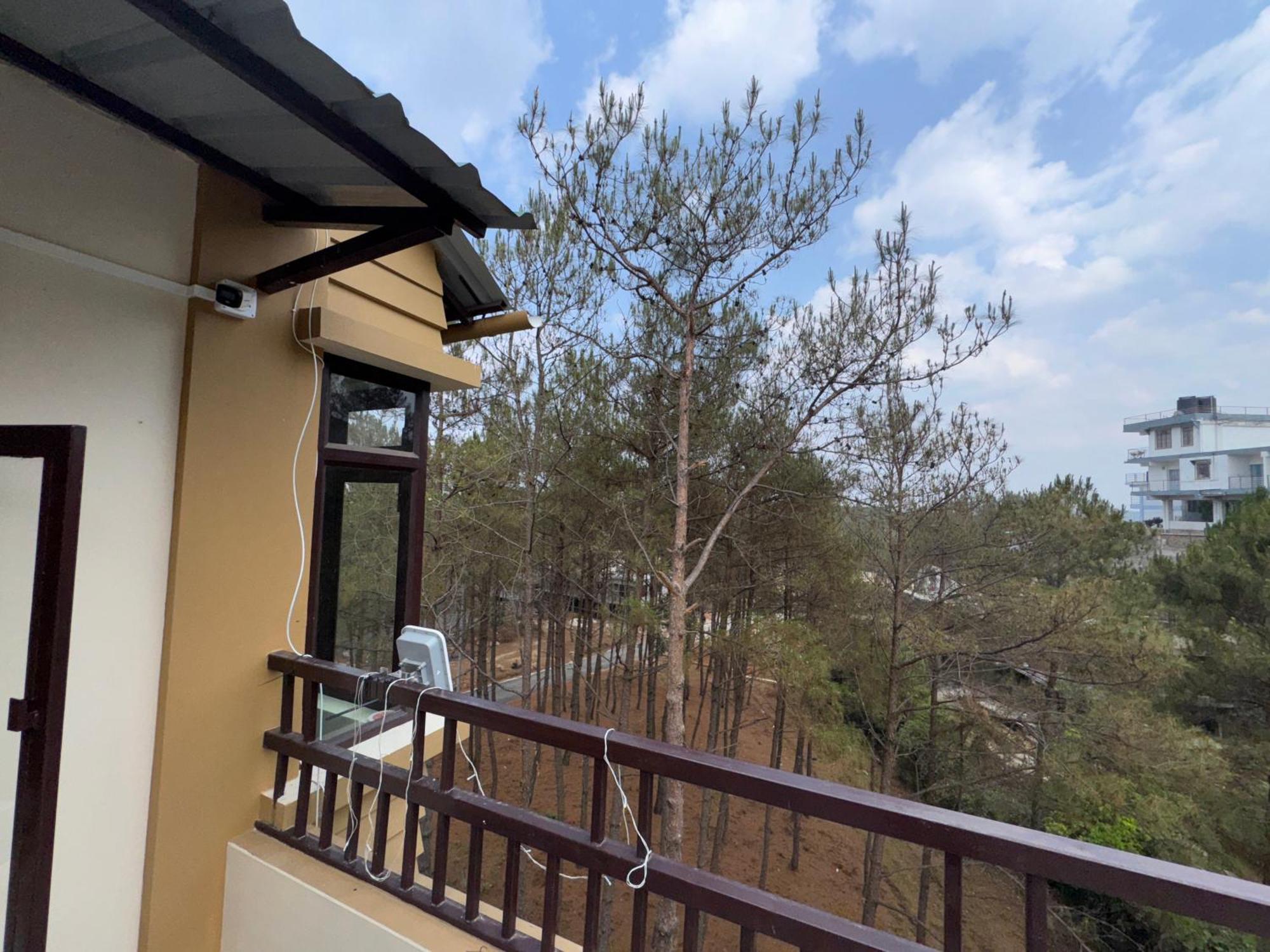 Xtsy Travellers Hostel Shillong Buitenkant foto
