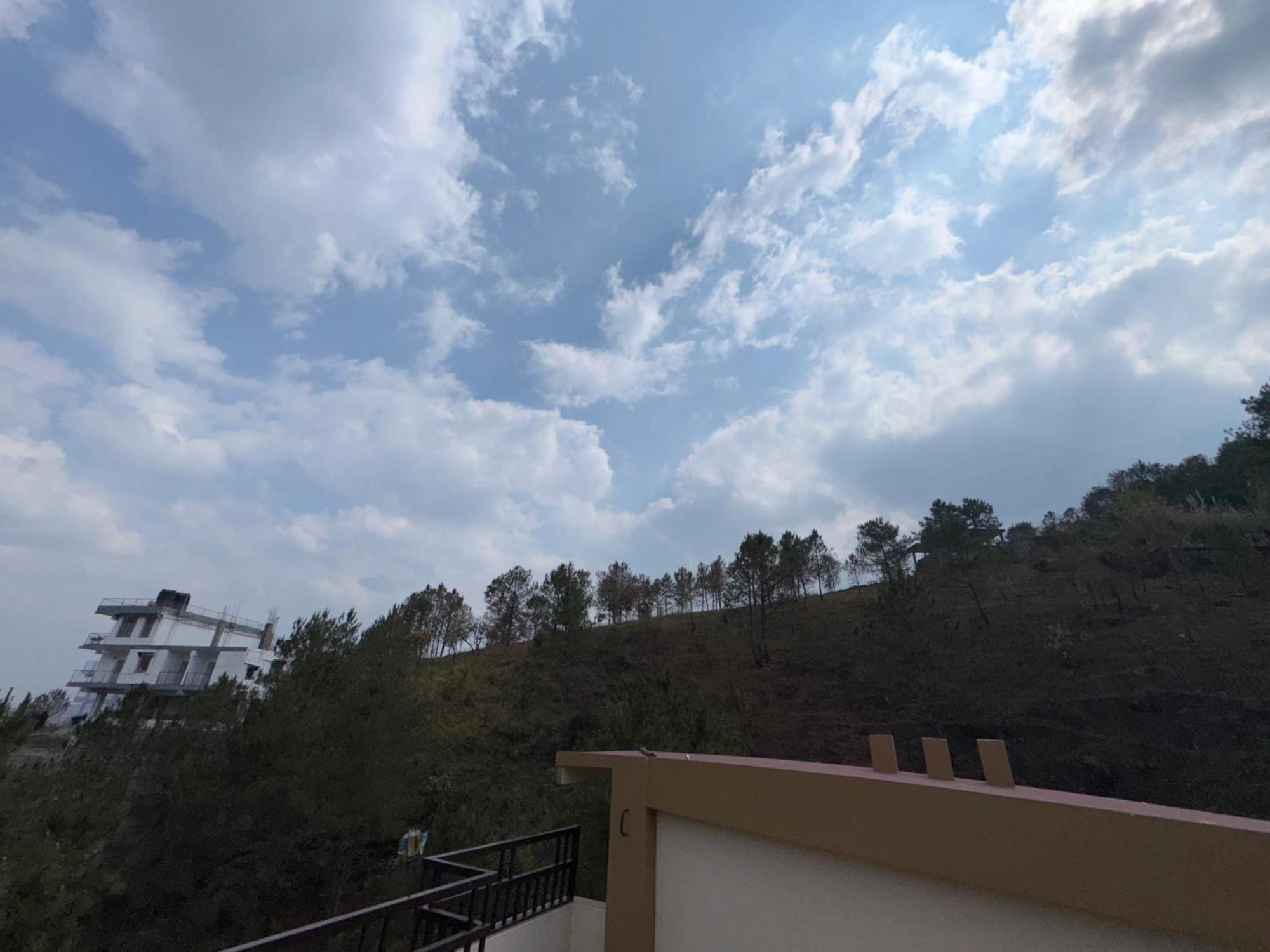 Xtsy Travellers Hostel Shillong Buitenkant foto