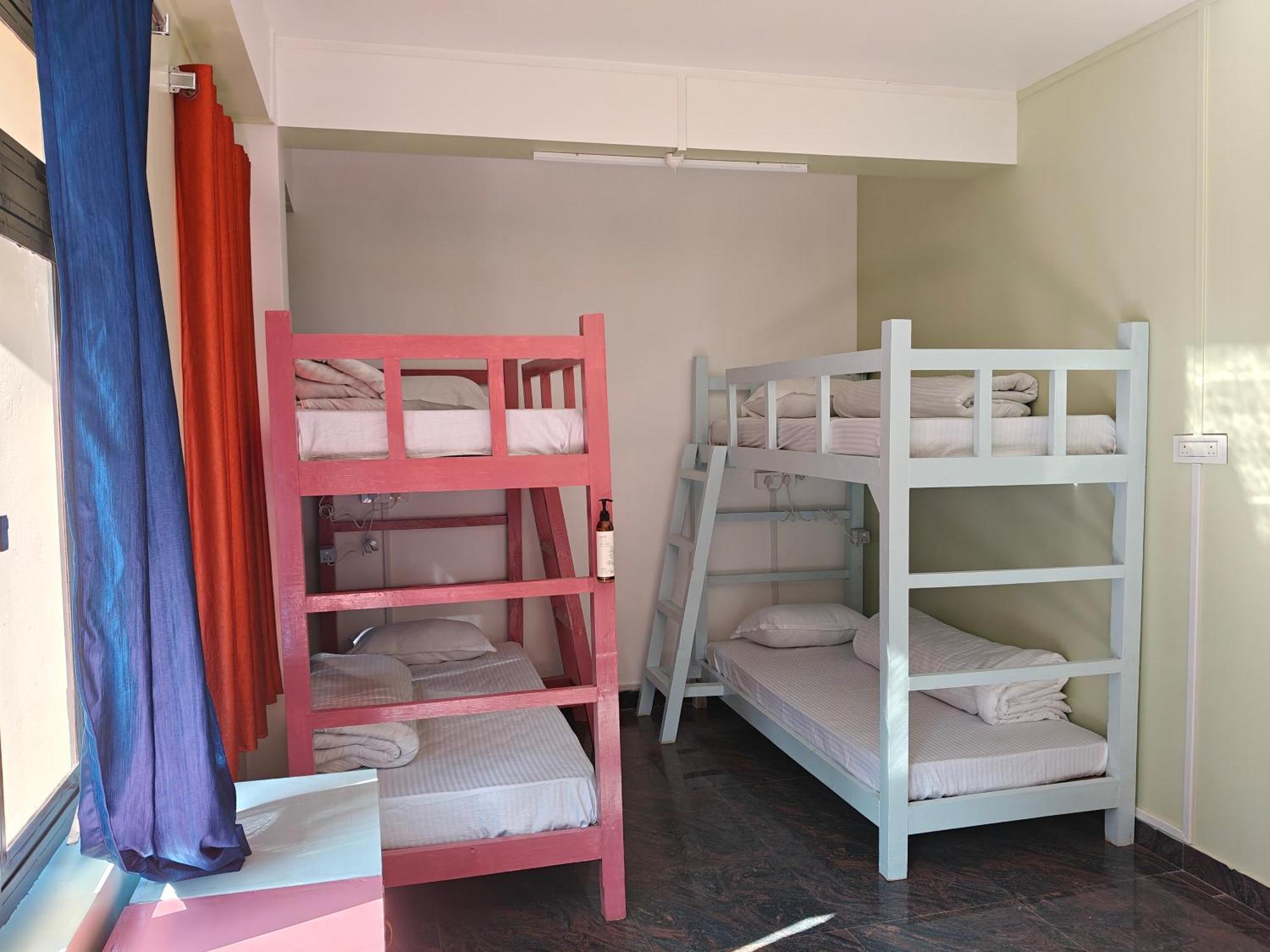 Xtsy Travellers Hostel Shillong Kamer foto